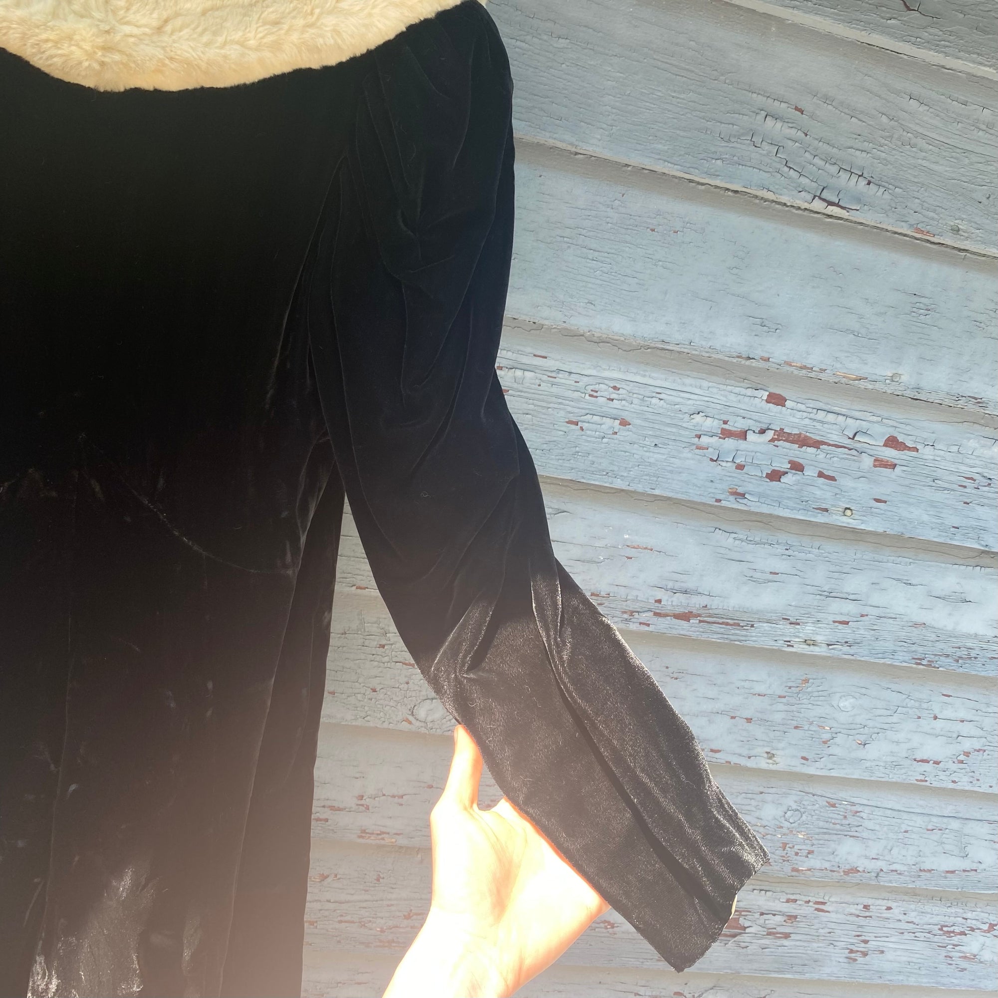 Vintage 1930s Black Velvet Opera Coat - Size S