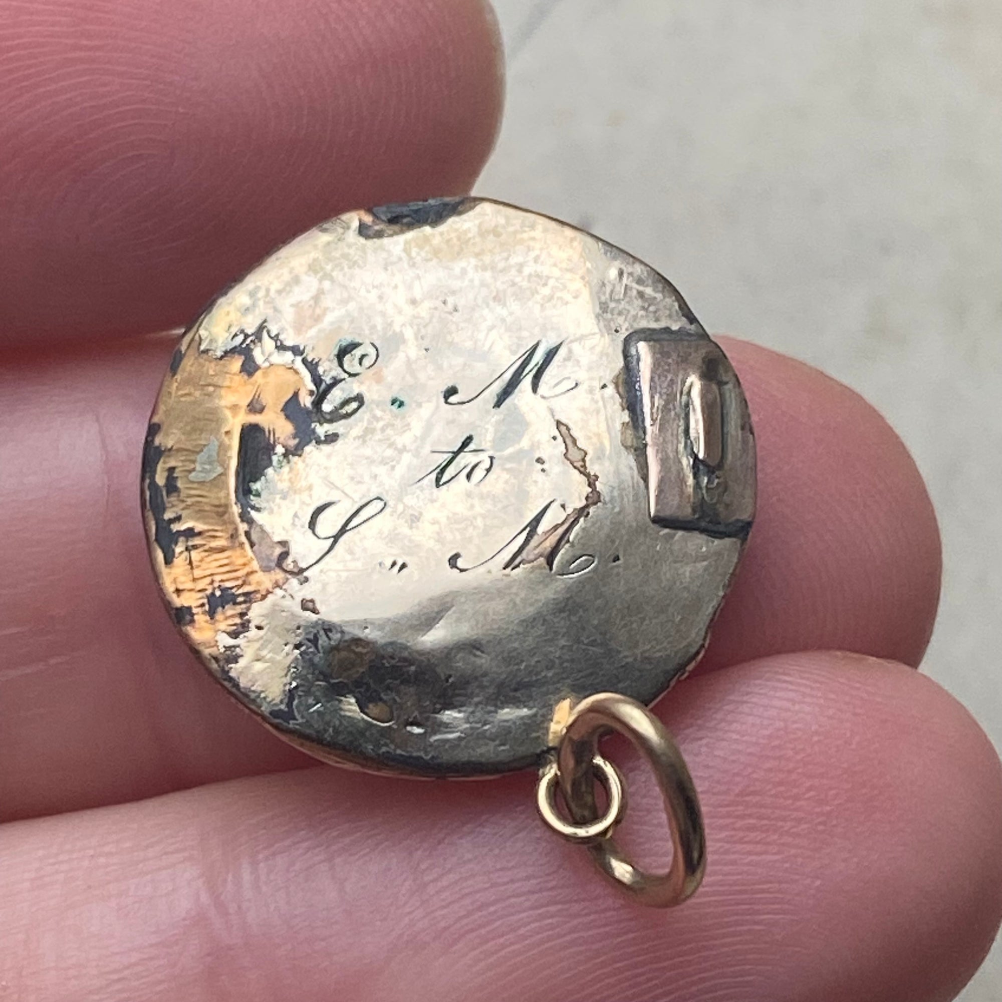Antique Georgian Urn Mourning Pendant - 9/10k
