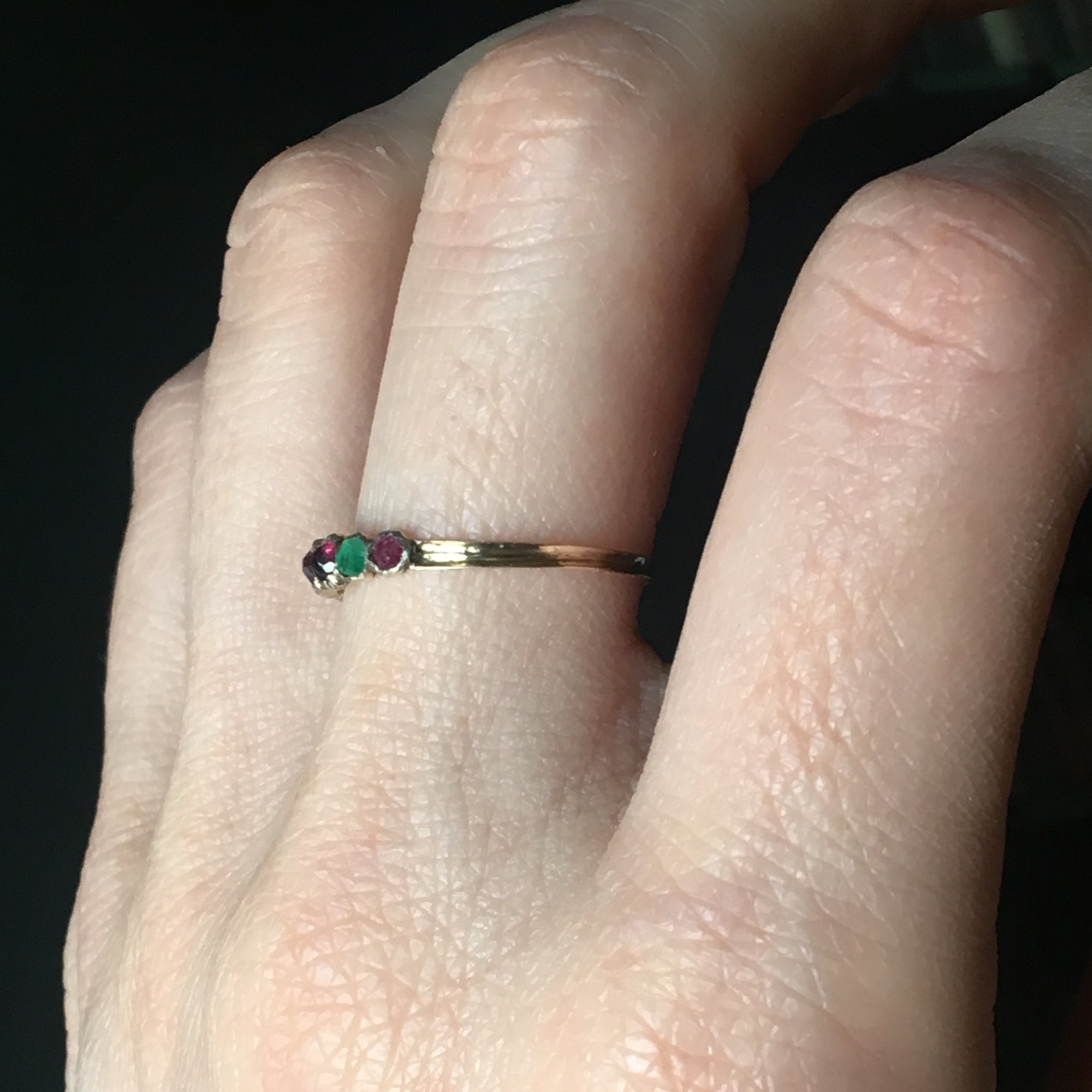 Antique Georgian Acrostic "REGARDS" ring - Size 7