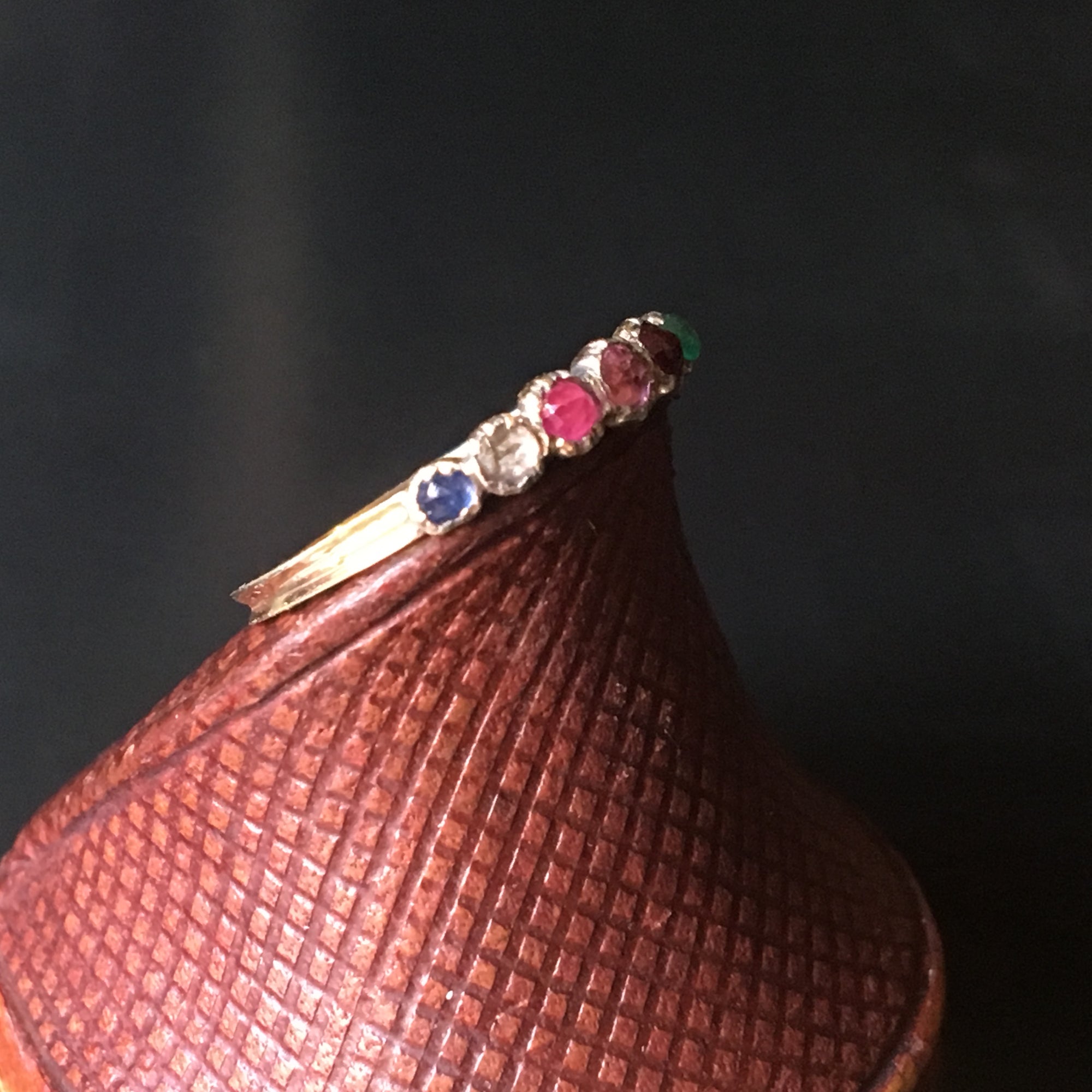 Antique Georgian Acrostic "REGARDS" ring - Size 7