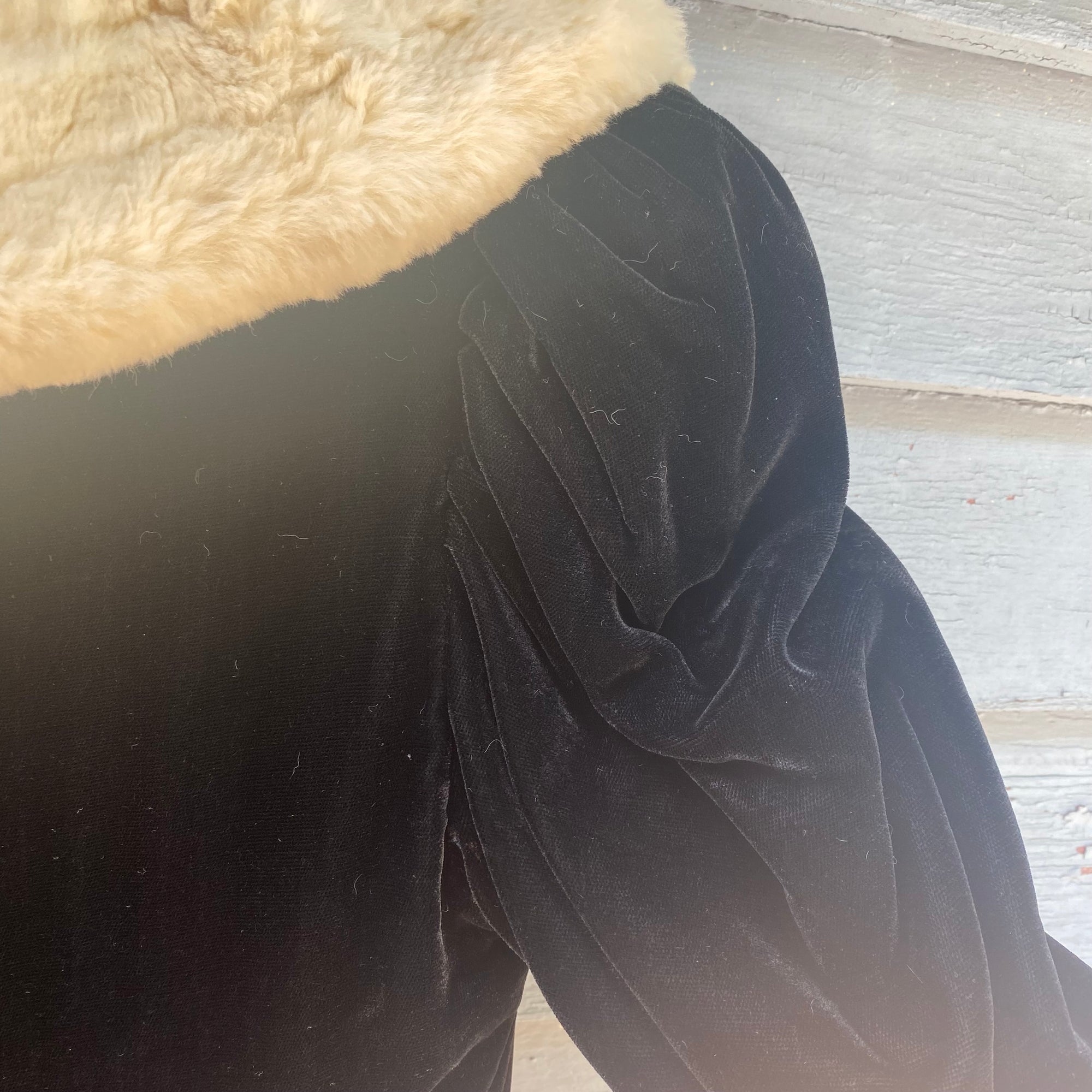 Vintage 1930s Black Velvet Opera Coat - Size S