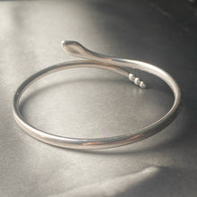 Elsa Peretti snake bangle