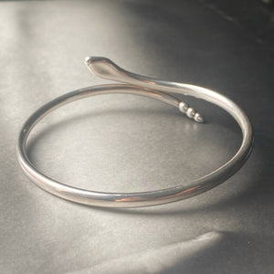 Elsa Peretti snake bangle