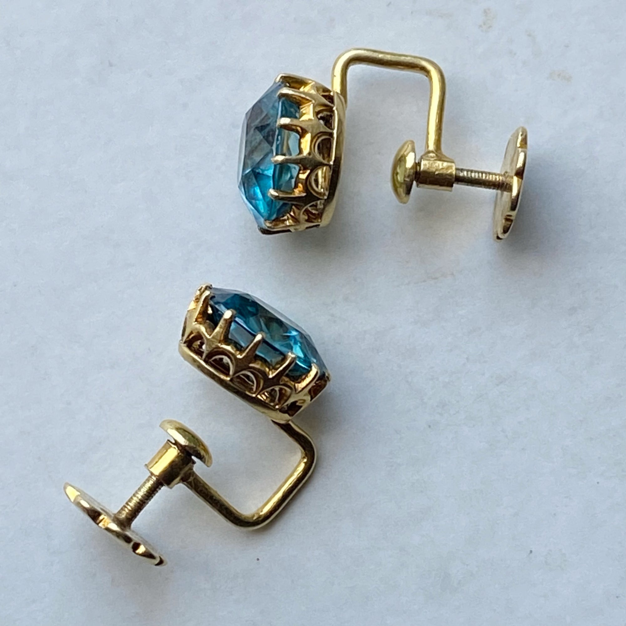 Antique Electric Azure Zircon Earrings - 15k