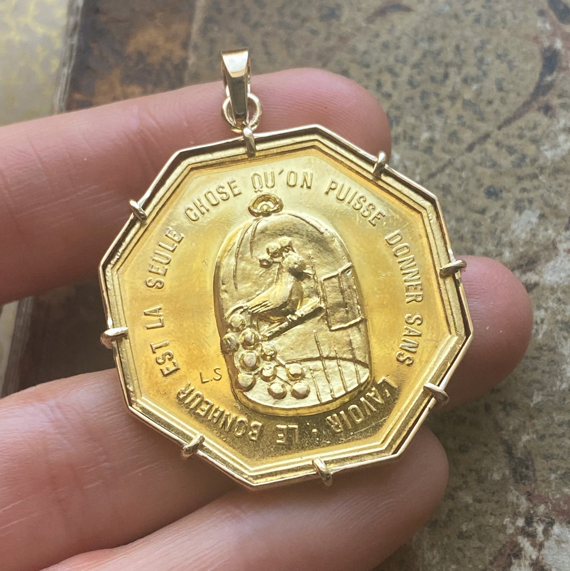Canada vintage jewelry