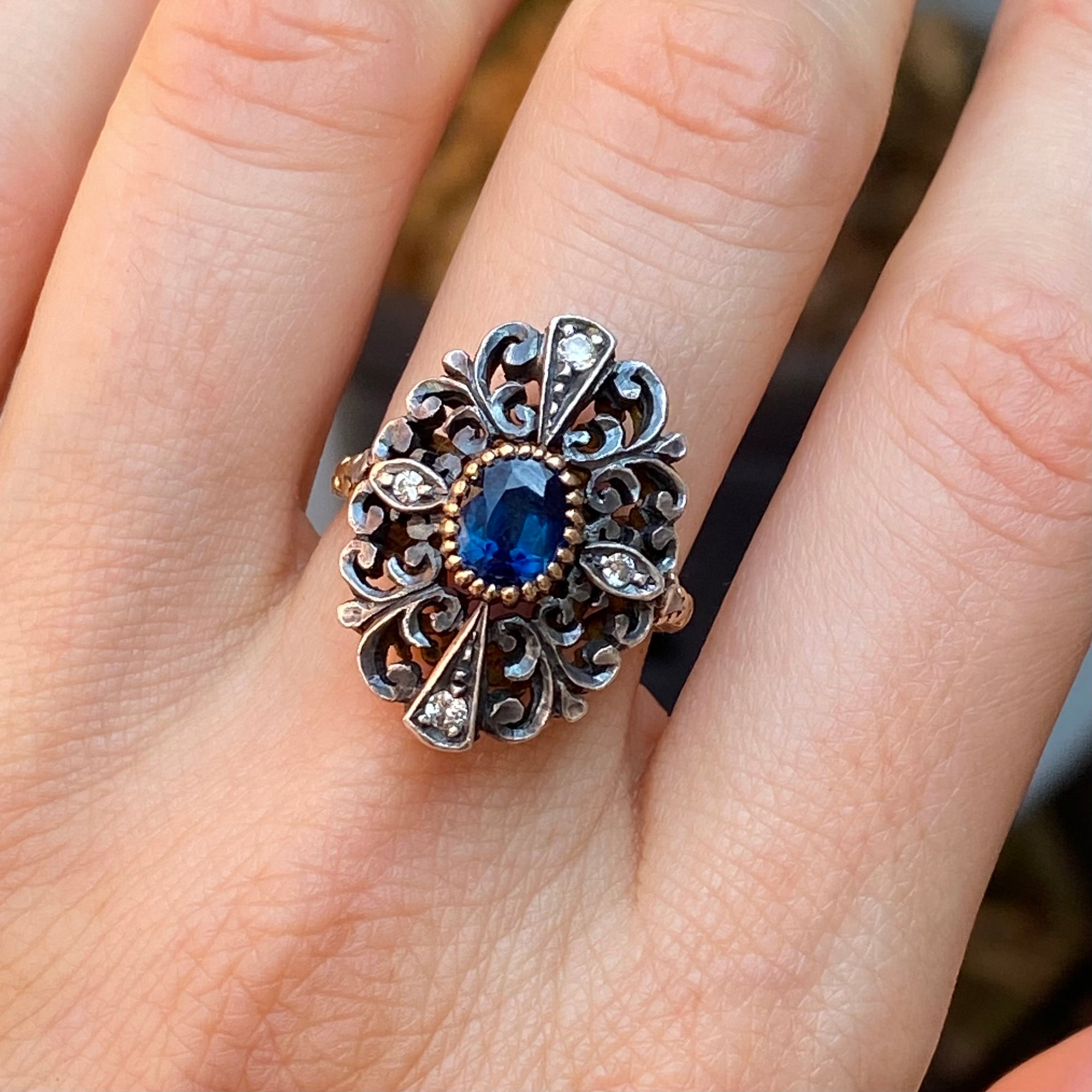 natural sapphire ring