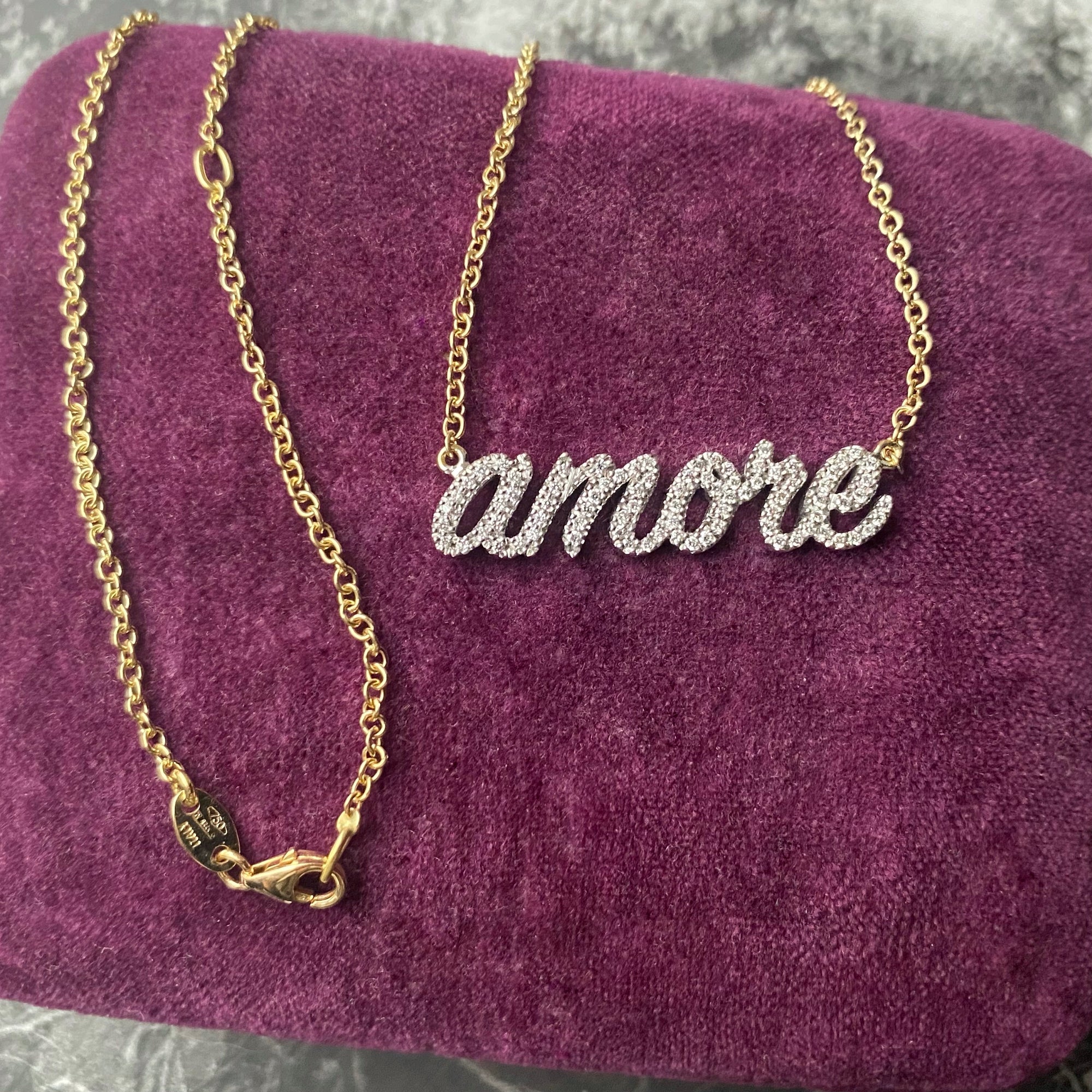 amore necklace