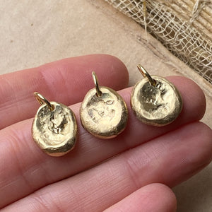 gold worry stone pendant, Toronto Canada fine handmade artisan jewelry