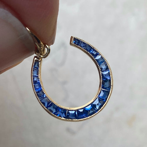 antique sapphire horseshoe charm pendant toronto canada vintage estate fine jewelry