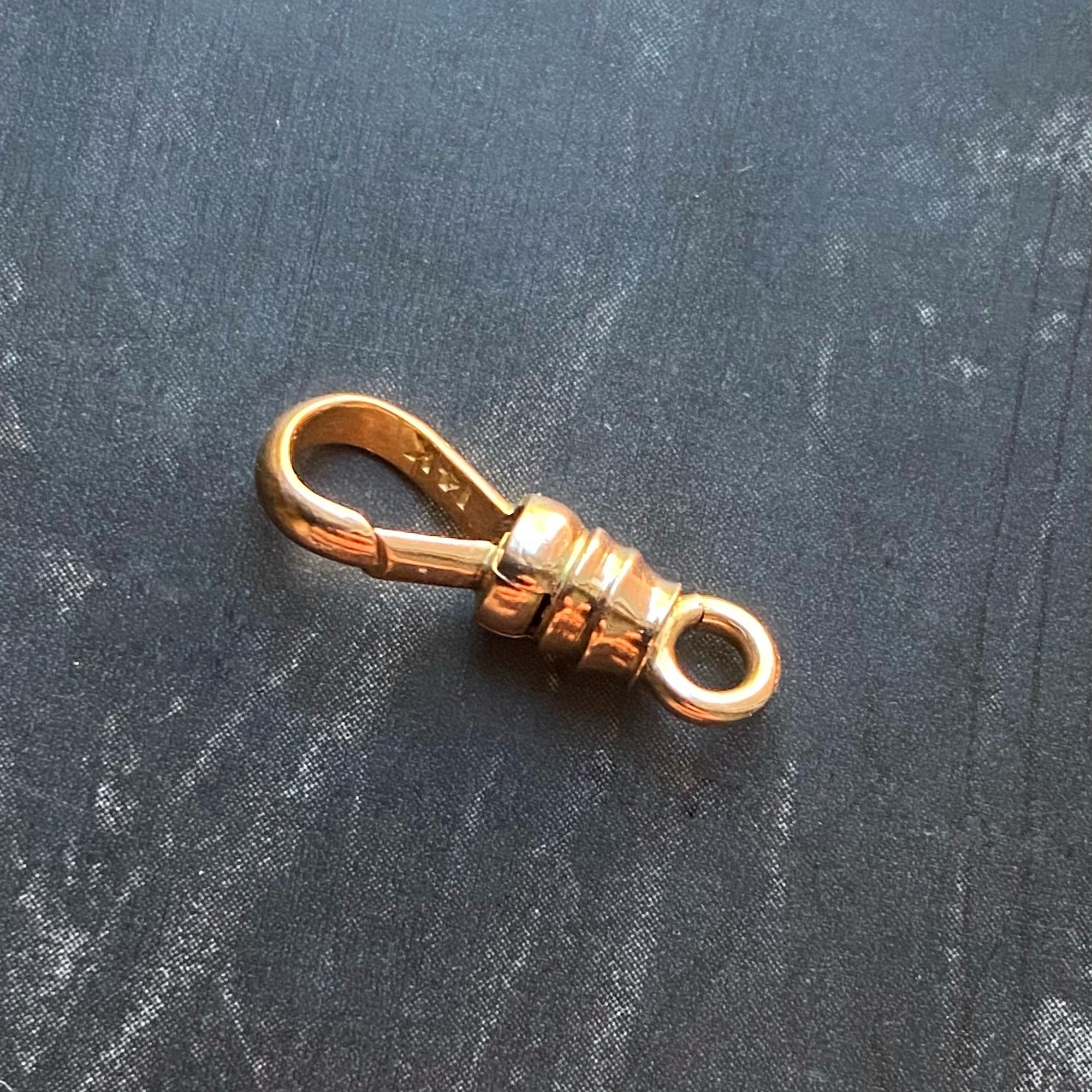 antique dog clip