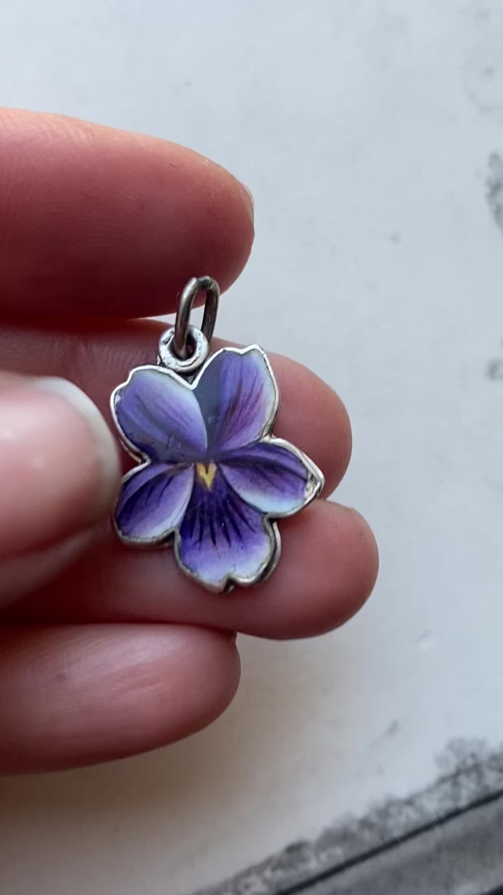 canada antique jewelry