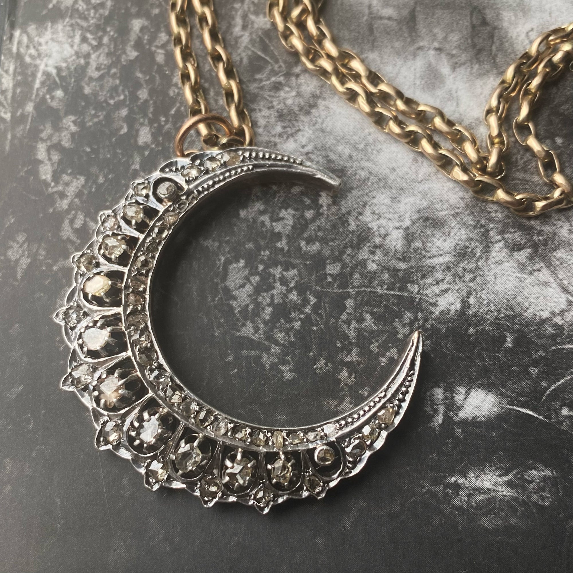 Canada Vintage Jewelry