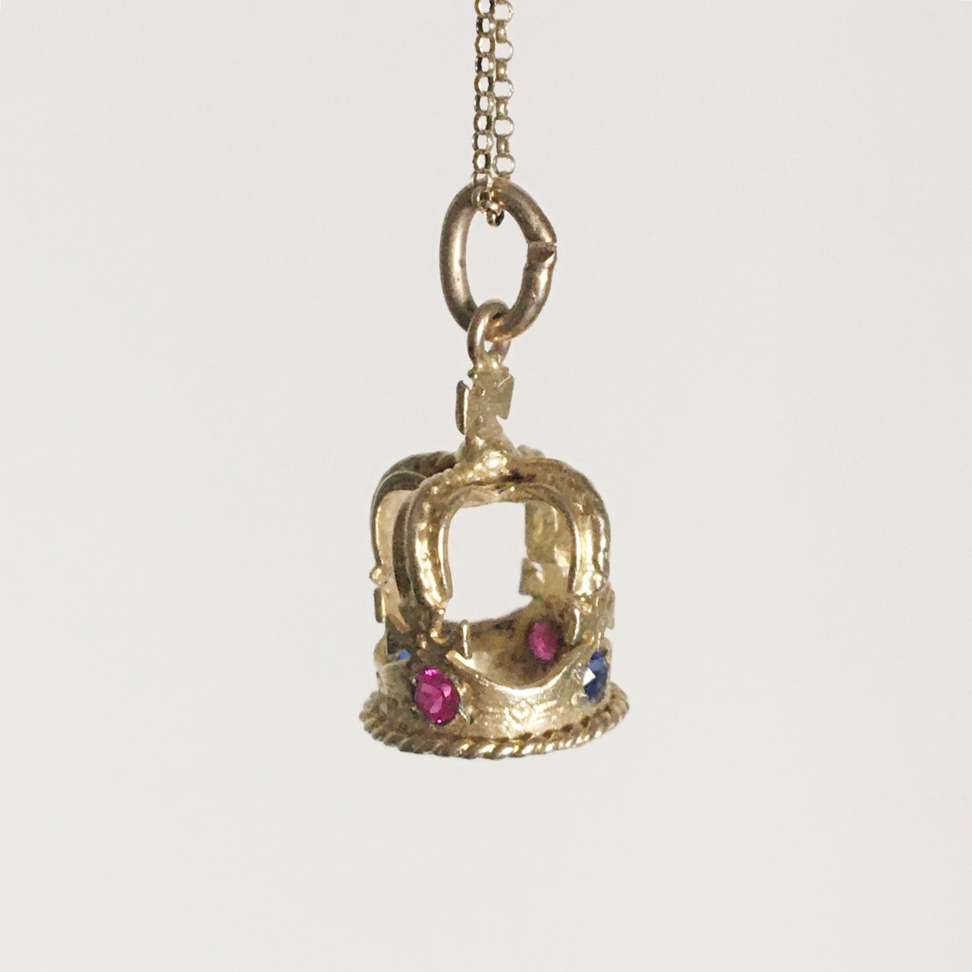 gold crown pendant
