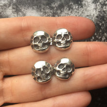 silver skull cufflinks