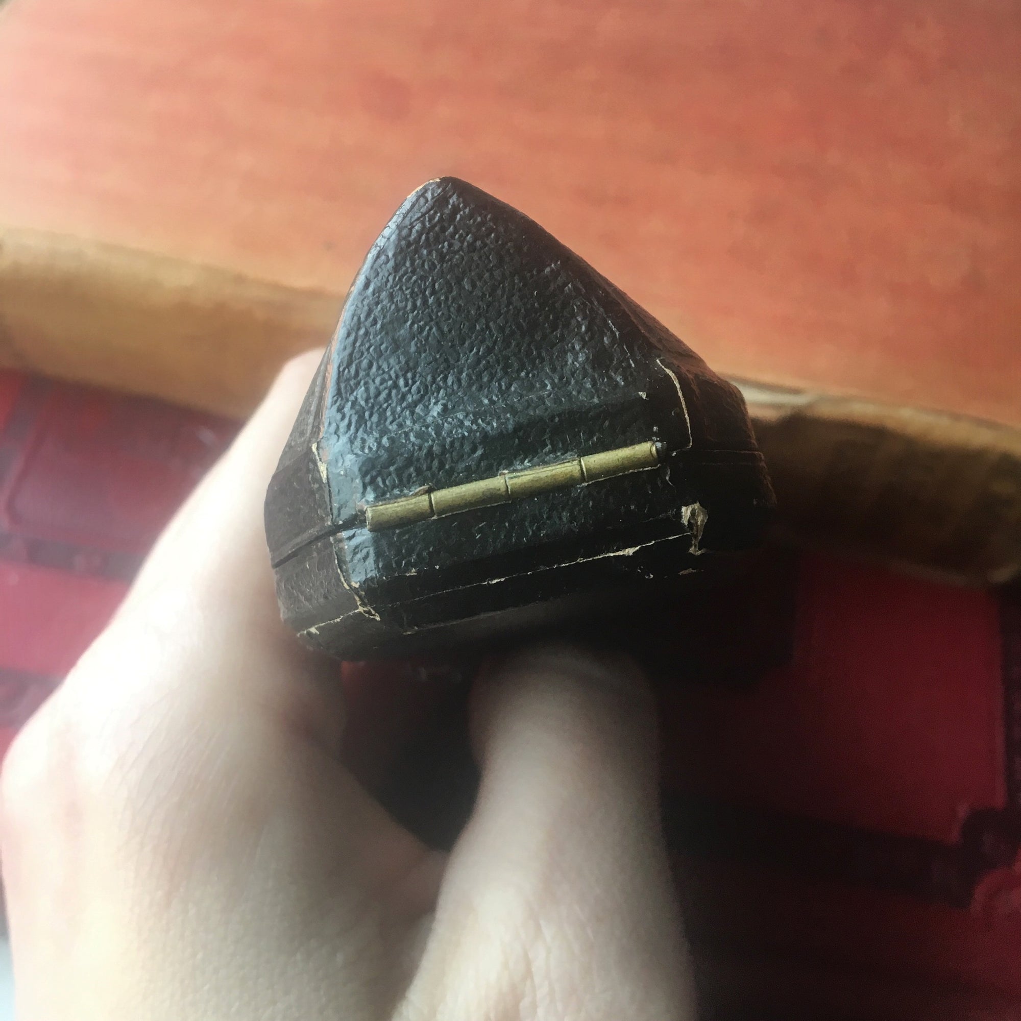 Canada antique jewelry