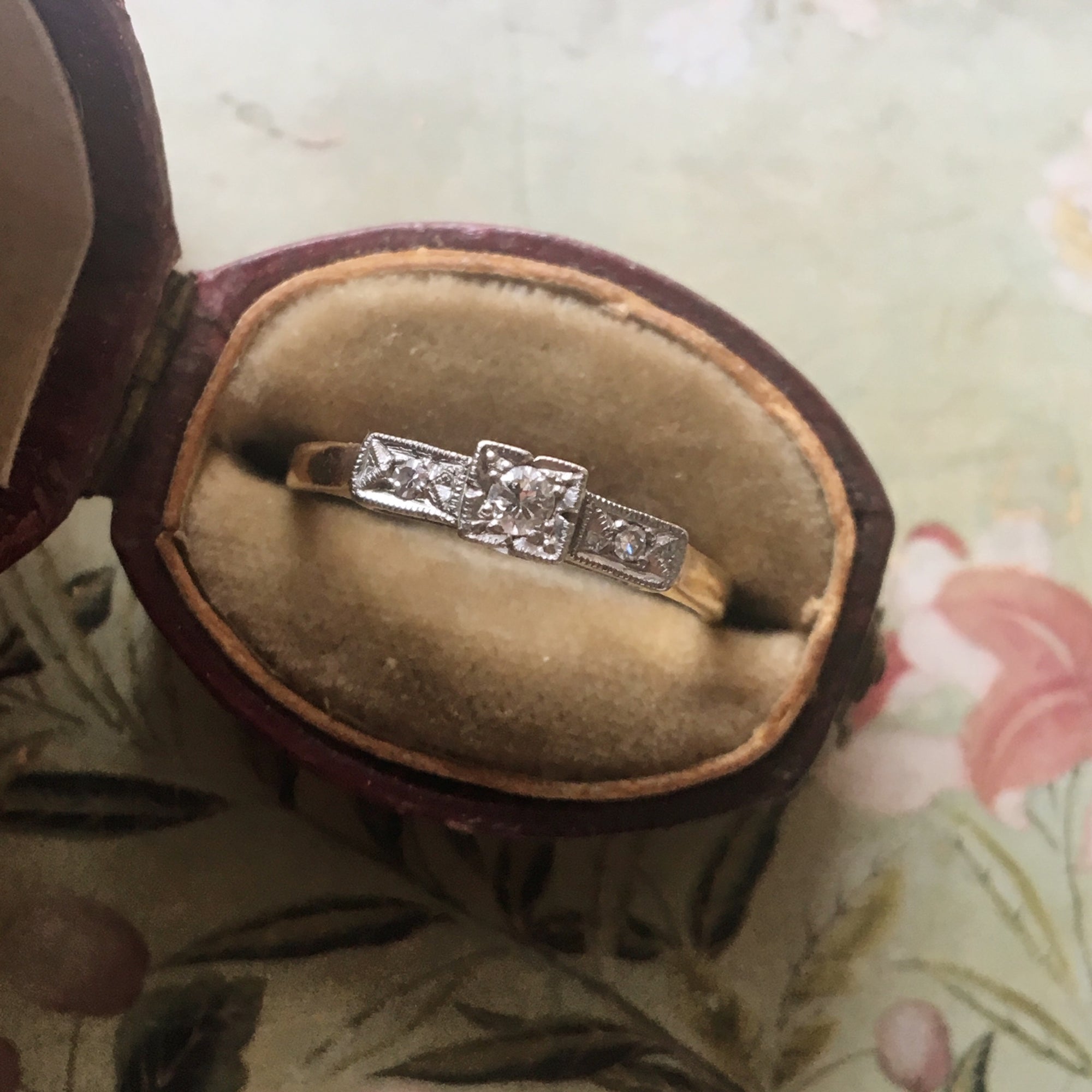 diamond engagement ring