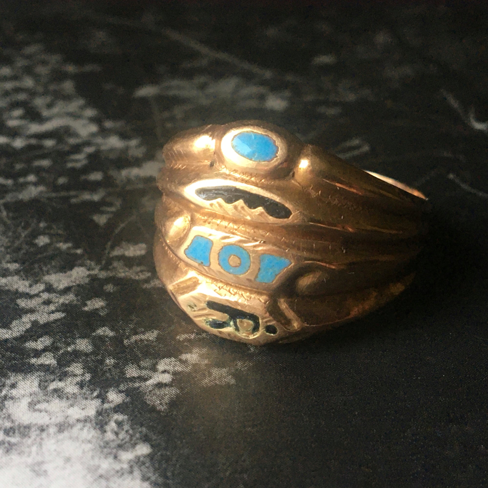 Bourbon era ring